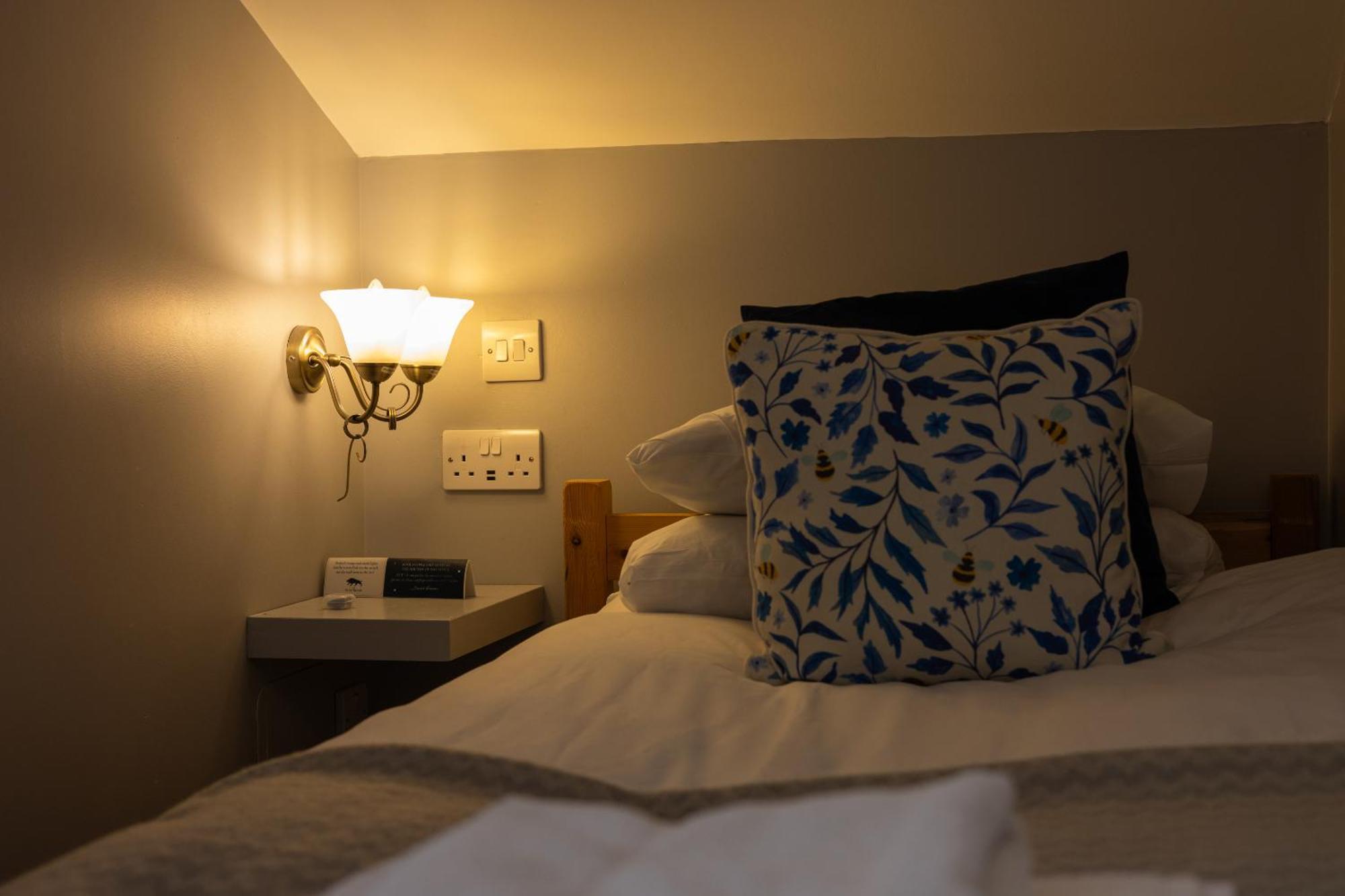 Blue Boar Hotel มัลดอน ห้อง รูปภาพ