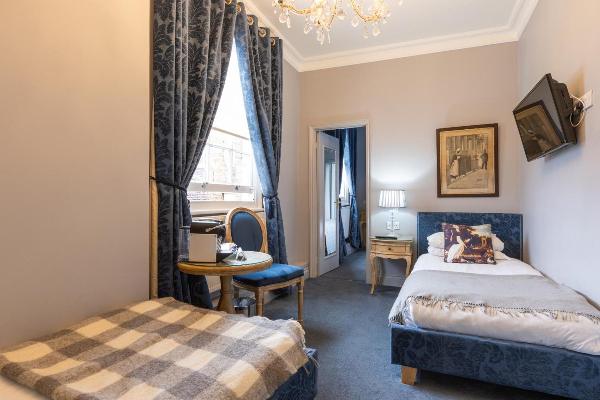 Blue Boar Hotel มัลดอน ห้อง รูปภาพ